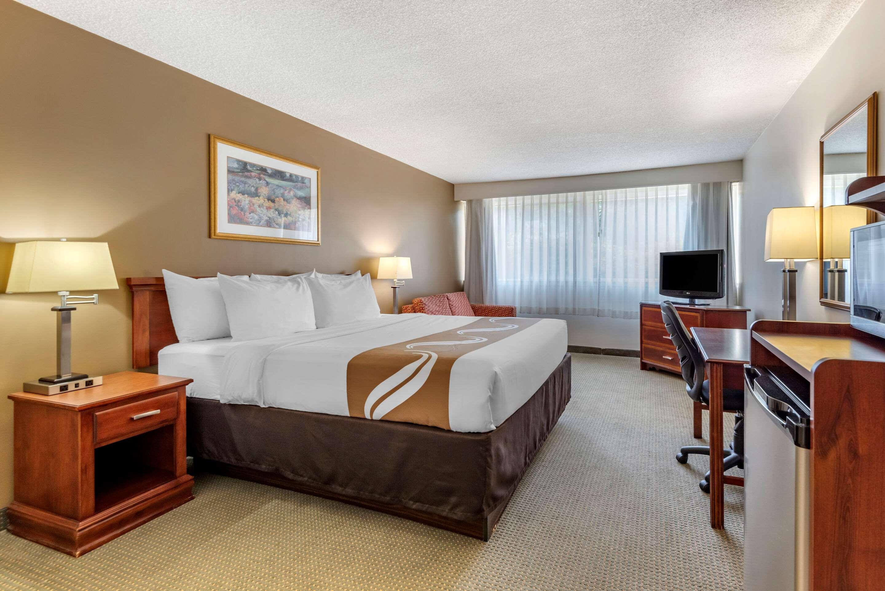 Quality Inn & Suites Vestal Binghamton Near University Ngoại thất bức ảnh