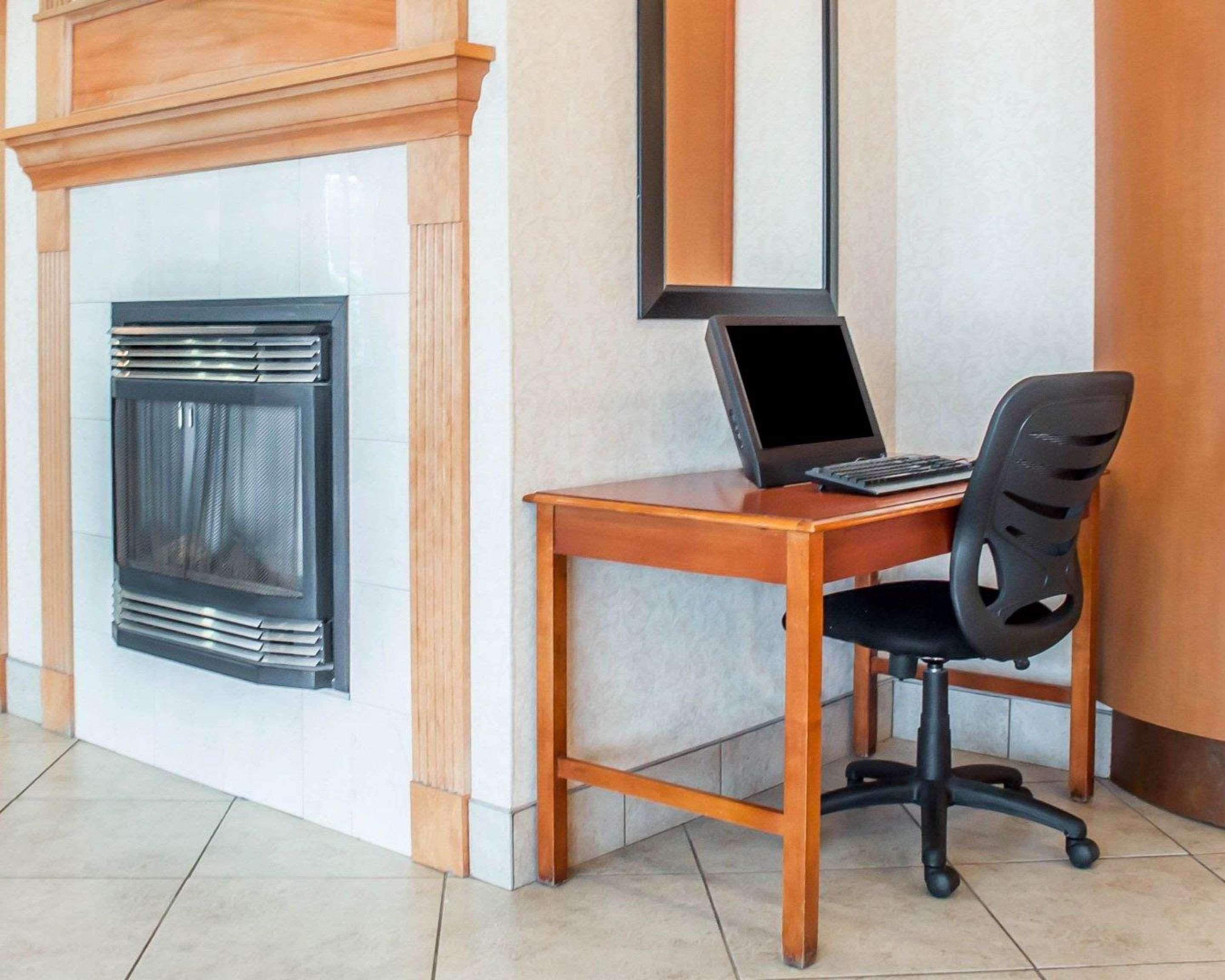 Quality Inn & Suites Vestal Binghamton Near University Ngoại thất bức ảnh
